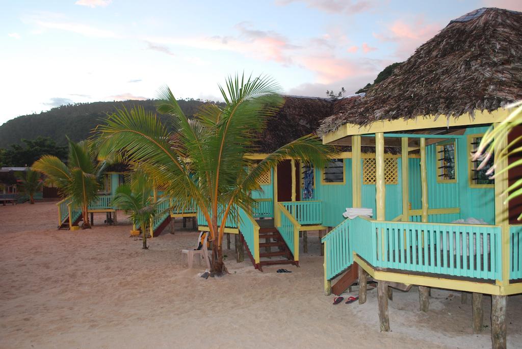 Taufua Beach Fales Lalomanu Exterior foto
